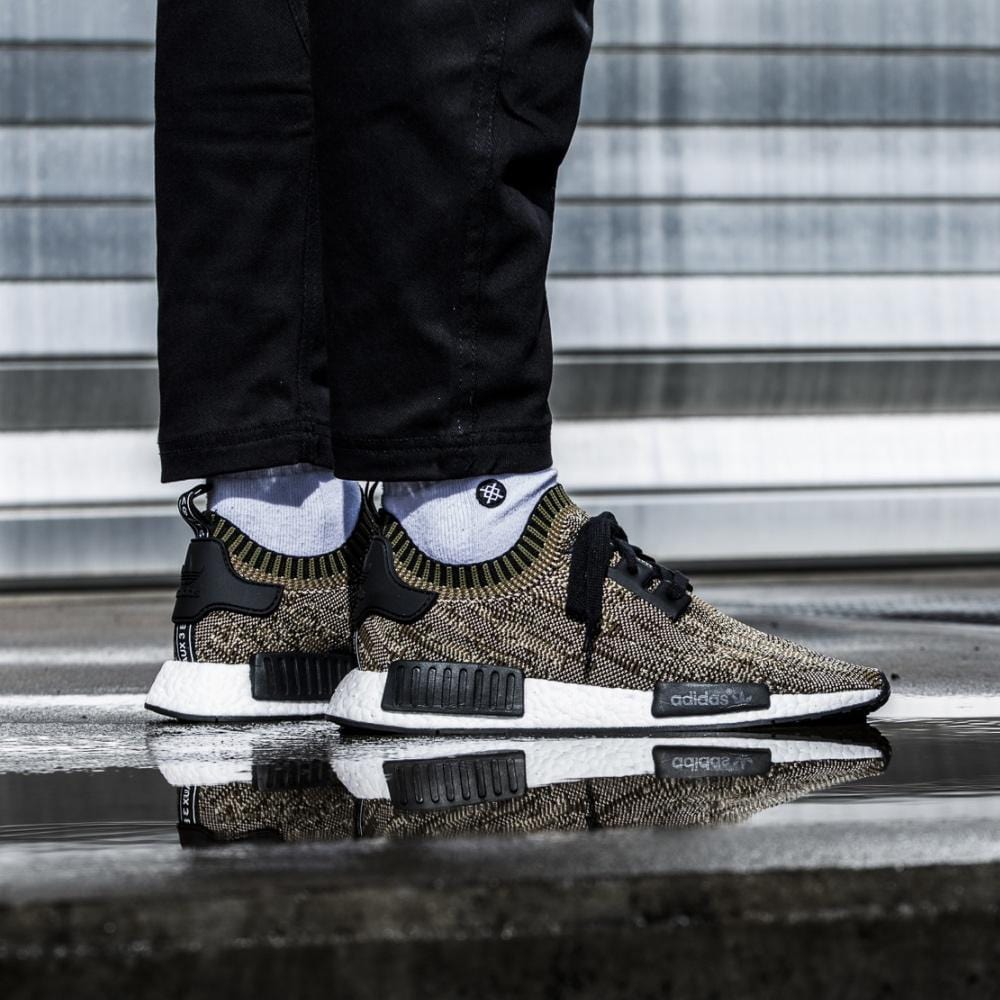 ADIDAS NMD_R1 PK Olive Cargo & Black