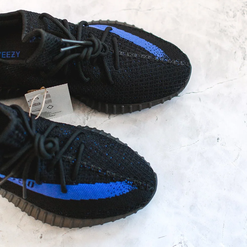 adidas Yeezy Boost 350 V2 Dazzling Blue