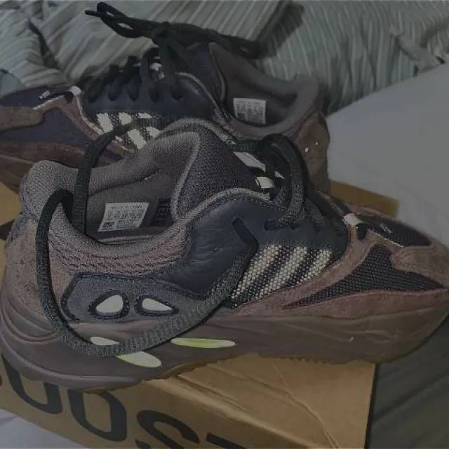 adidas Yeezy Boost 700 Wave Runner