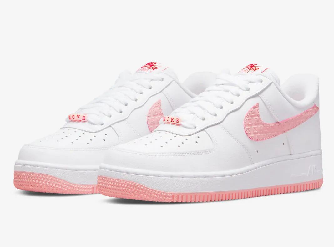 Nike Air Force 1 Low VD Valentine's Day White Atmosphere University Red Sail DQ9320-100