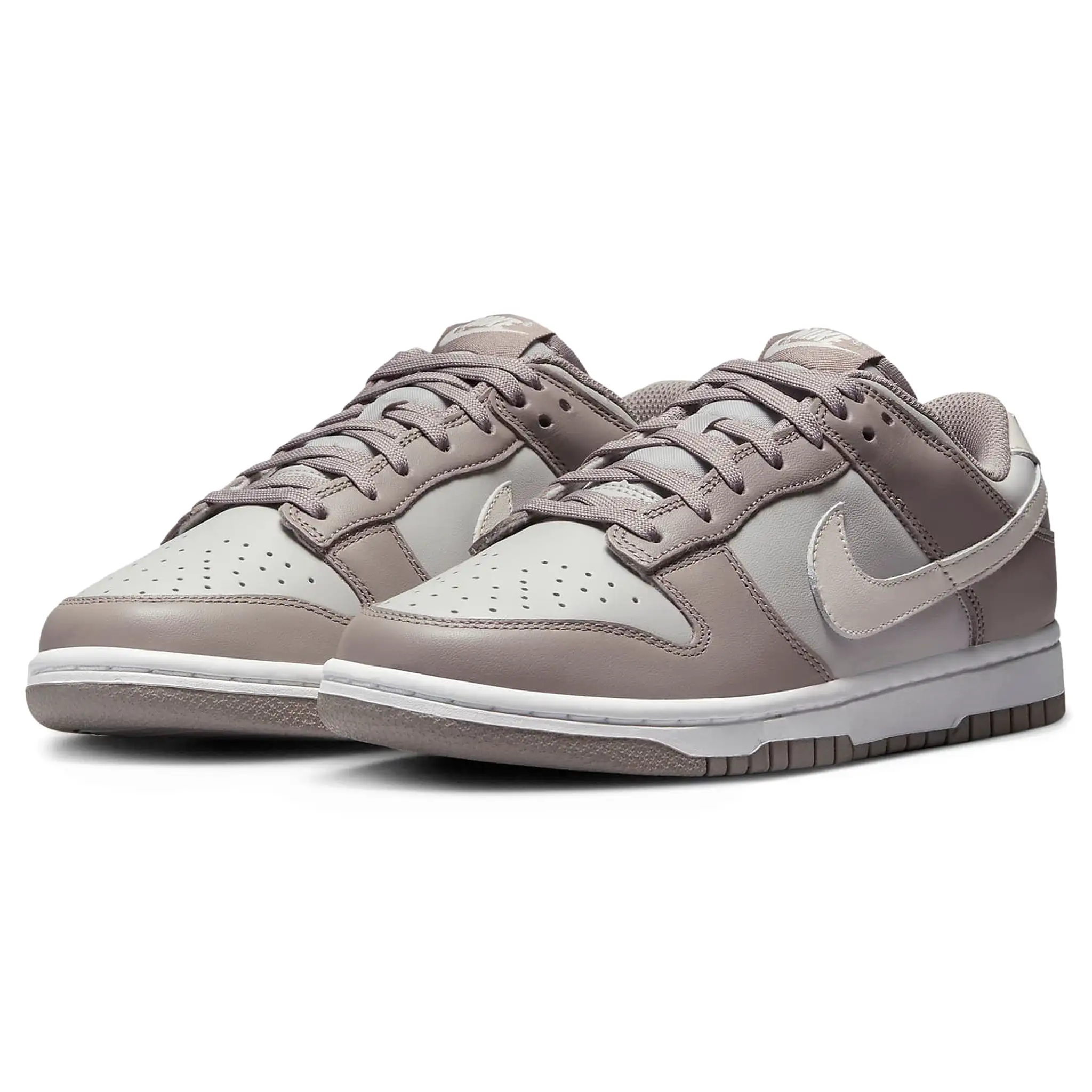 Nike Dunk Low Bone Beige (W)