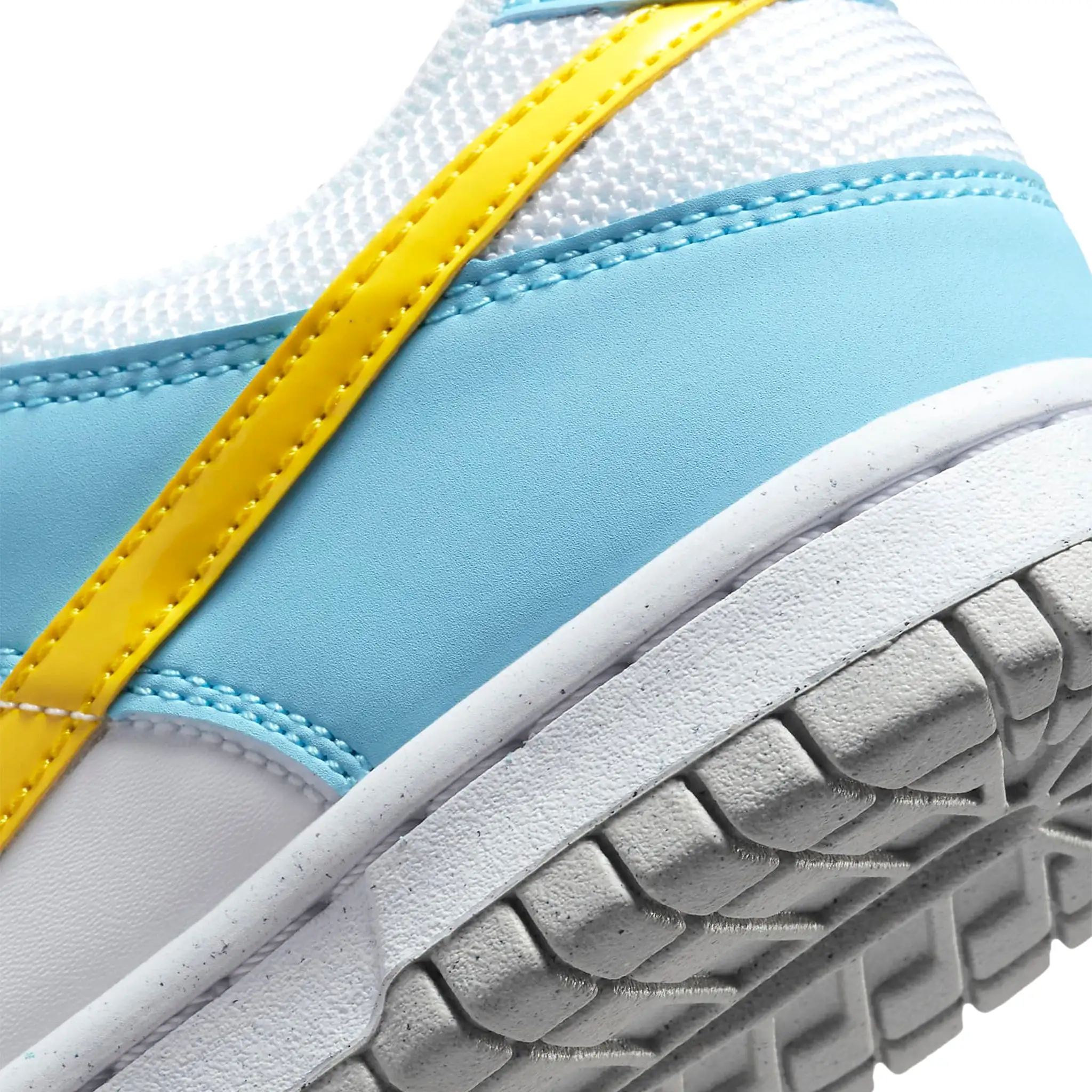 Nike Dunk Low Next Nature Homer Simpson (GS)