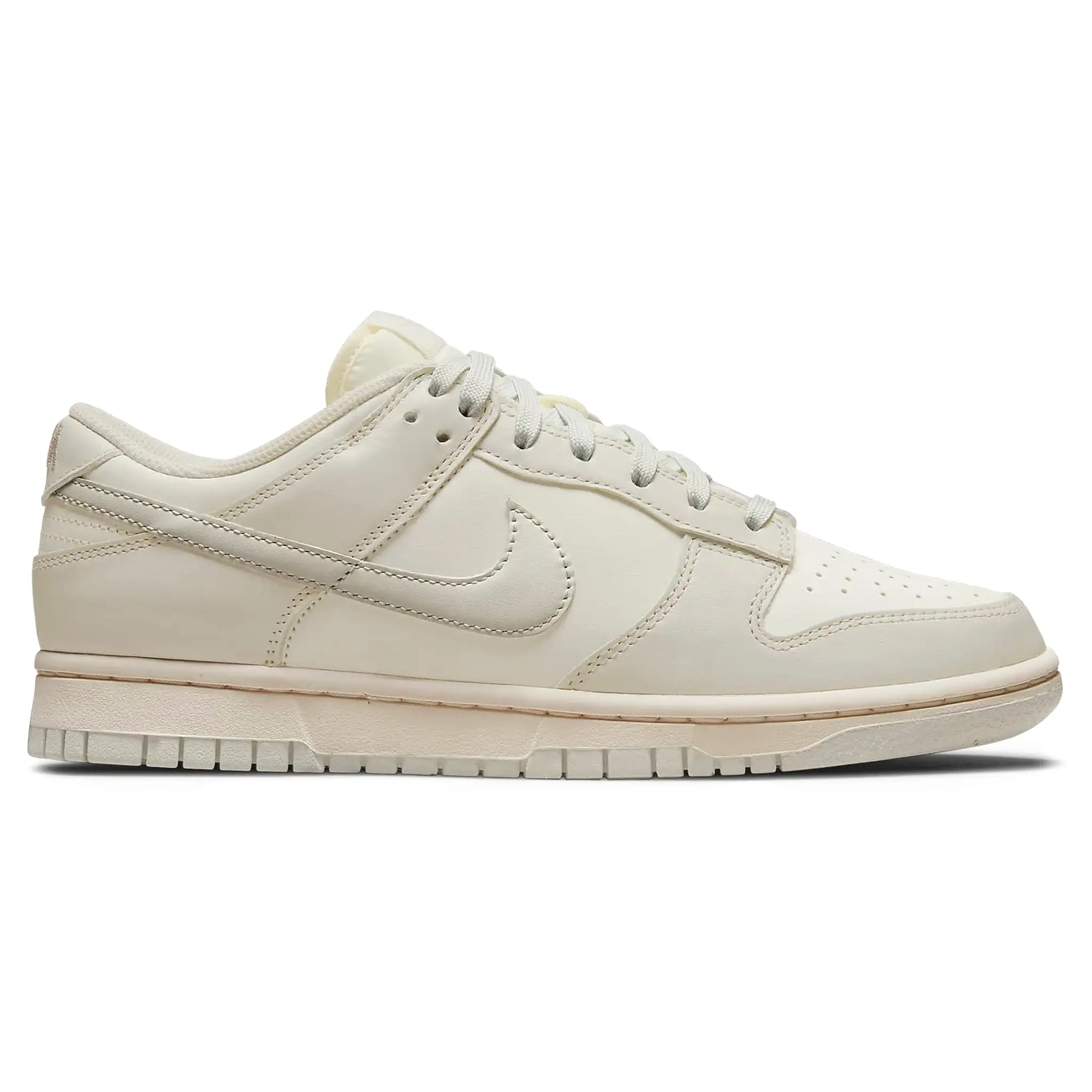 Nike Dunk Low Sail Light Bone (W)