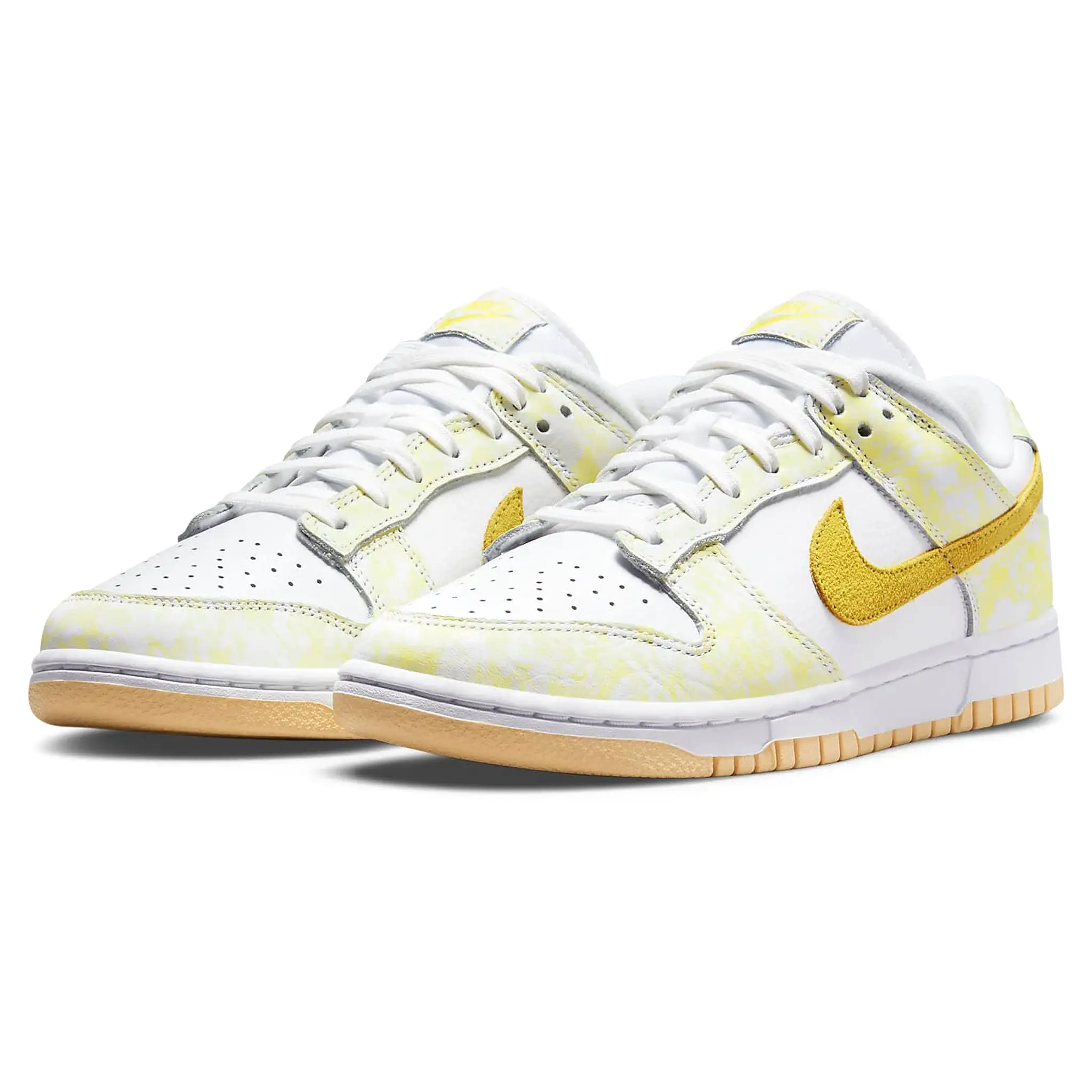 Nike Dunk Low Yellow Strike (W)