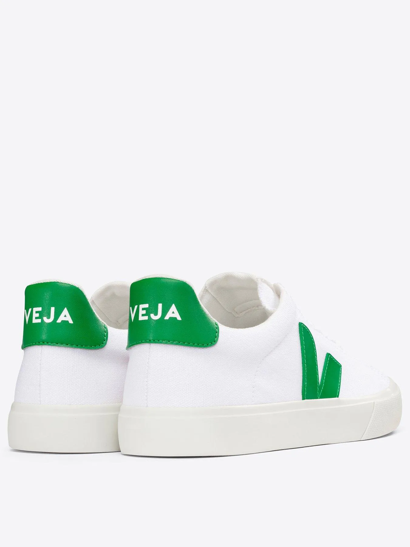 Veja Men's Campo Canvas Trainers - White/Green